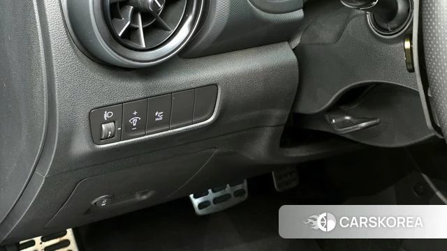 Hyundai The New Kona 2021 Светло-серебряный цвет из Кореи, фото 4