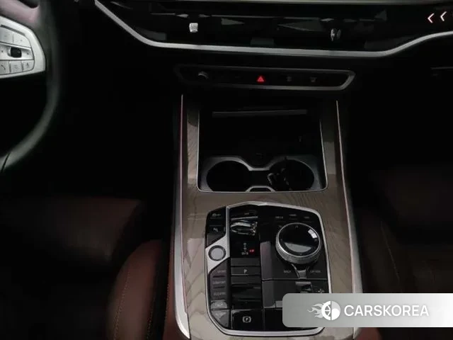 BMW X7 (G07) 2023 Цвет тростника из Кореи, фото 4