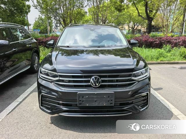 Volkswagen Tiguan L 2023 Черный из Китая, фото 4