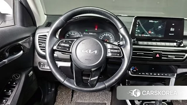 Kia Seltos 2022 Белый из Кореи, фото 4