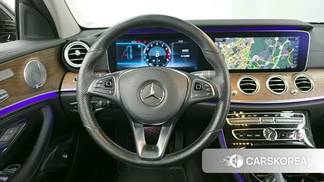 Mercedes-Benz E-Class W213 2018 Черный из Кореи, фото 4