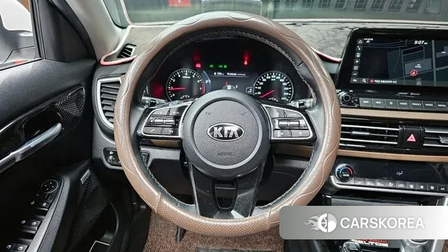 Kia Seltos 2019 Белый из Кореи, фото 4