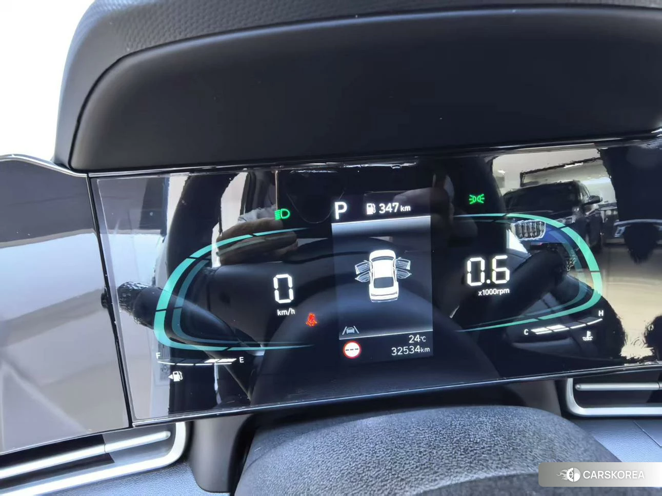 Hyundai Elantra 2023 Белый из Китая, фото 4