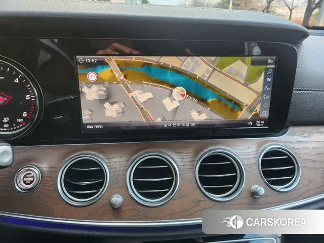 Mercedes-Benz E-Class W213 2018 Белый из Кореи, фото 4