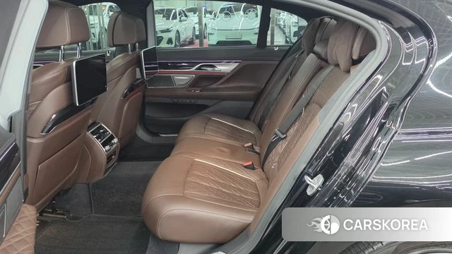 BMW 7 Series (G11) 2021 Черный из Кореи, фото 4