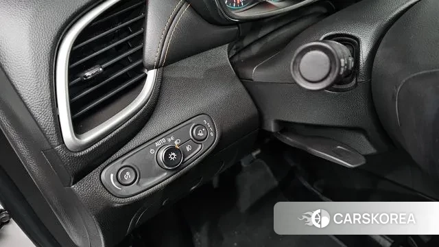 Chevrolet (GM Daewoo) The New Trax 2018 Белый из Кореи, фото 4