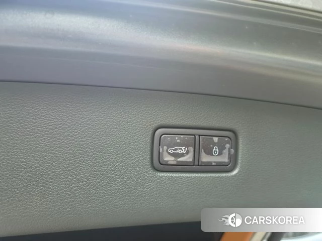 Genesis GV80 2024 Серебристо-серый из Кореи, фото 4