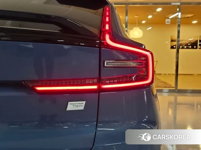 Volvo C40 Richards 2024 Синий из Кореи, фото 4