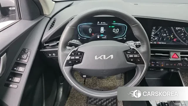 Kia Di Ol Nu Niro 2022 Серебристо-серый из Кореи, фото 4