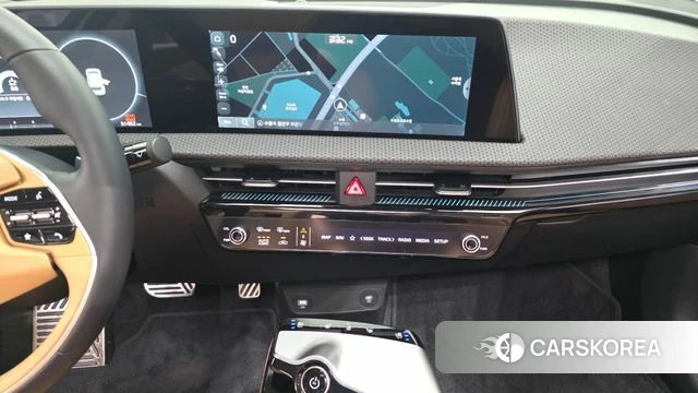 Kia EV6 2023 Белый из Кореи, фото 4
