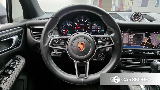 Porsche Macan 2019 Серебристо-серый из Кореи, фото 4