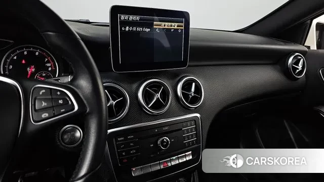 Mercedes-Benz A-Class W176 2018 Белый из Кореи, фото 4