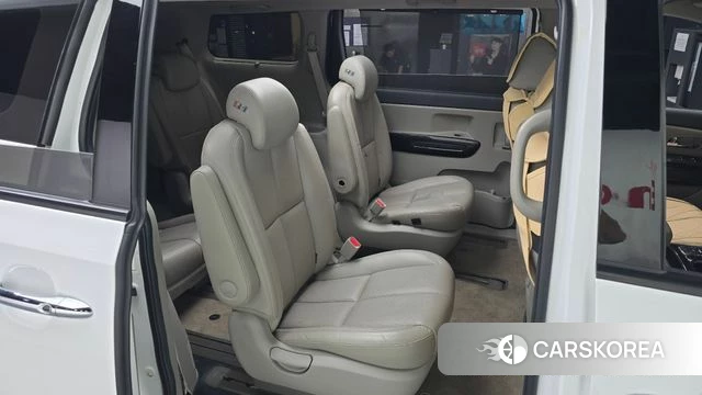 Kia The New Carnival 2019 Белый из Кореи, фото 4
