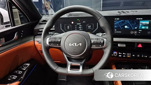 Kia The New K5 3rd generation 2025 Белый из Кореи, фото 4