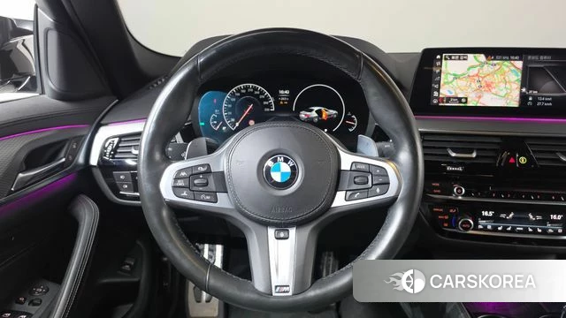 BMW 5 Series (G30) 2019 Белый из Кореи, фото 4