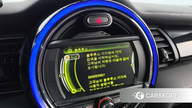 Mini Cooper 2018 Черный из Кореи, фото 4