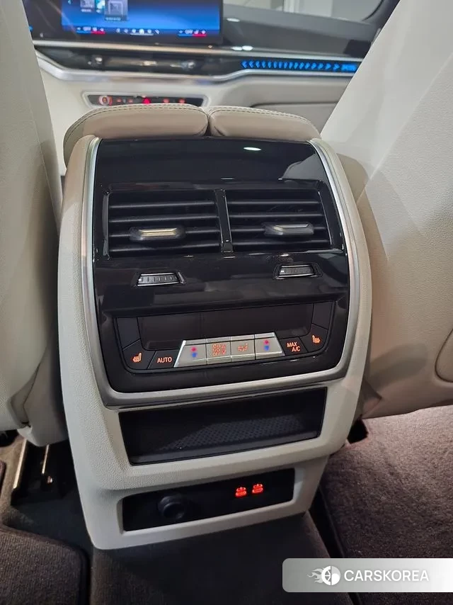 BMW X5 (G05) 2025 Черный из Кореи, фото 4