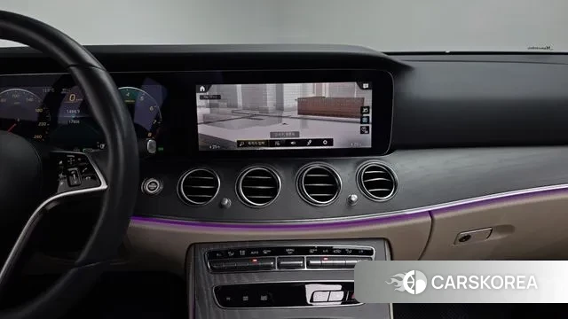 Mercedes-Benz E-Class W213 2022 Белый из Кореи, фото 4