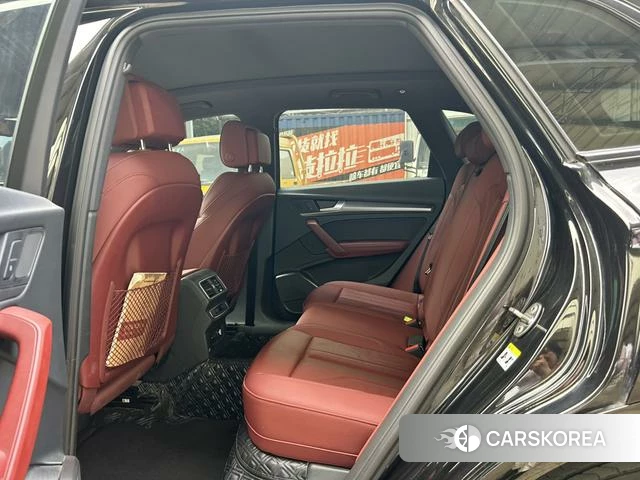 Audi Q5L 2023 Черный из Китая, фото 4