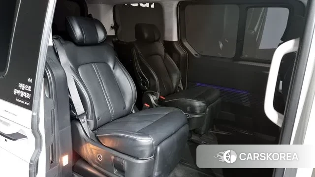 Hyundai Staria 2024 Белый из Кореи, фото 4