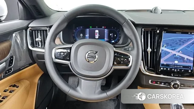 Volvo S90 2023 Белый из Кореи, фото 4