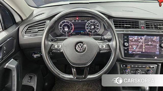 Volkswagen Tiguan Allspace 2018 Белый из Кореи, фото 4