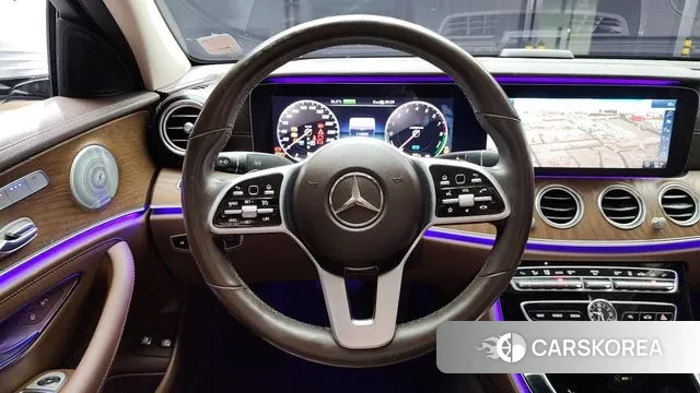 Mercedes-Benz E-Class W213 2019 Серебряный из Кореи, фото 4
