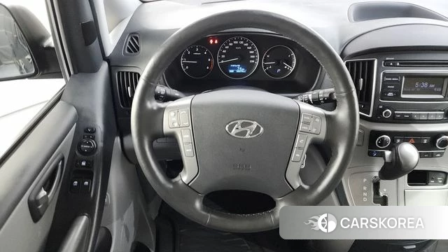 Hyundai The New Grand Starex 2018 Черный из Кореи, фото 4