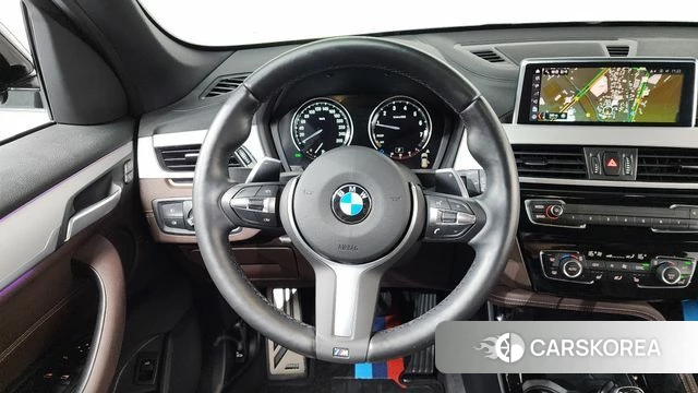 BMW X1 (F48) 2022 Черный из Кореи, фото 4