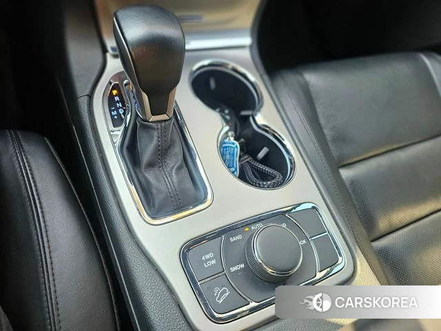 Jeep Grand Cherokee 2021 Серебряный из Кореи, фото 4