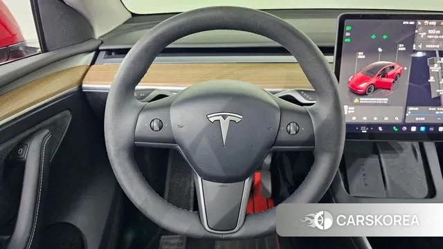 Tesla Model Y 2024 Красный из Кореи, фото 4