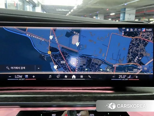 BMW 7 Series (G70) 2023 Черный из Кореи, фото 4