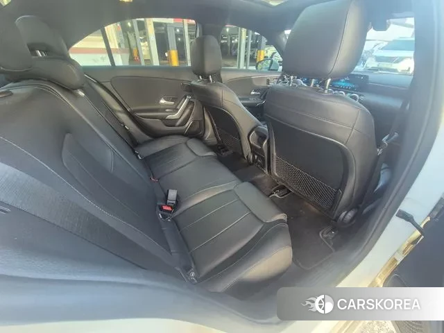 Mercedes-Benz A-Class W177 2021 Белый из Кореи, фото 4