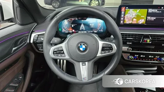 BMW 5 Series (G30) 2022 Белый из Кореи, фото 4