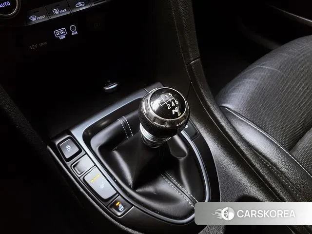 Hyundai Veloster (JS) 2019 Черный из Кореи, фото 4