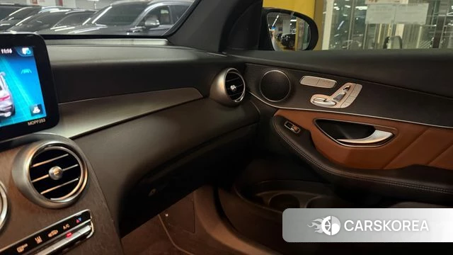 Mercedes-Benz GLC-Class X253 2021 Черный из Кореи, фото 4