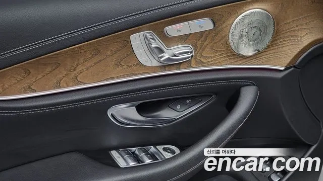 Mercedes-Benz E-Class W213 2022 Белый из Кореи, фото 4