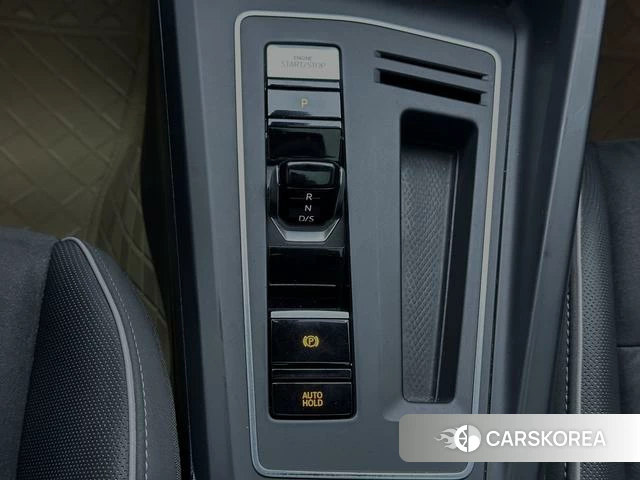 Volkswagen Golf 2023 Темно-серый из Китая, фото 4