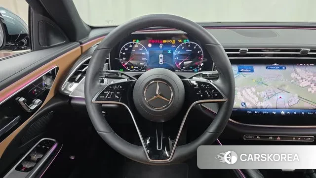 Mercedes-Benz E-Class W214 2025 Небесно-голубой из Кореи, фото 4