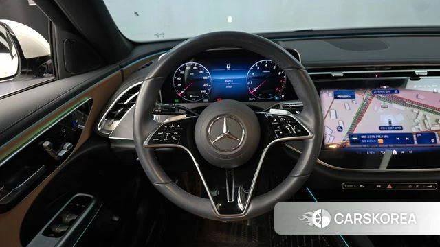 Mercedes-Benz E-Class W214 2024 Белый из Кореи, фото 4