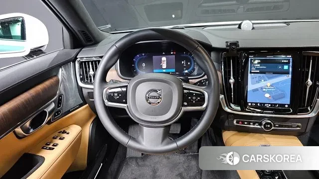 Volvo S90 2023 Белый из Кореи, фото 4