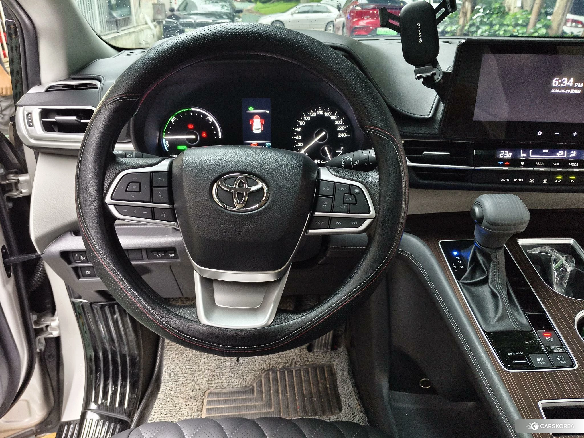 Toyota Saina 2024 Шампань из Китая, фото 4