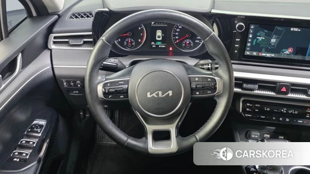 Kia K5 3rd generation 2023 Белый из Кореи, фото 4