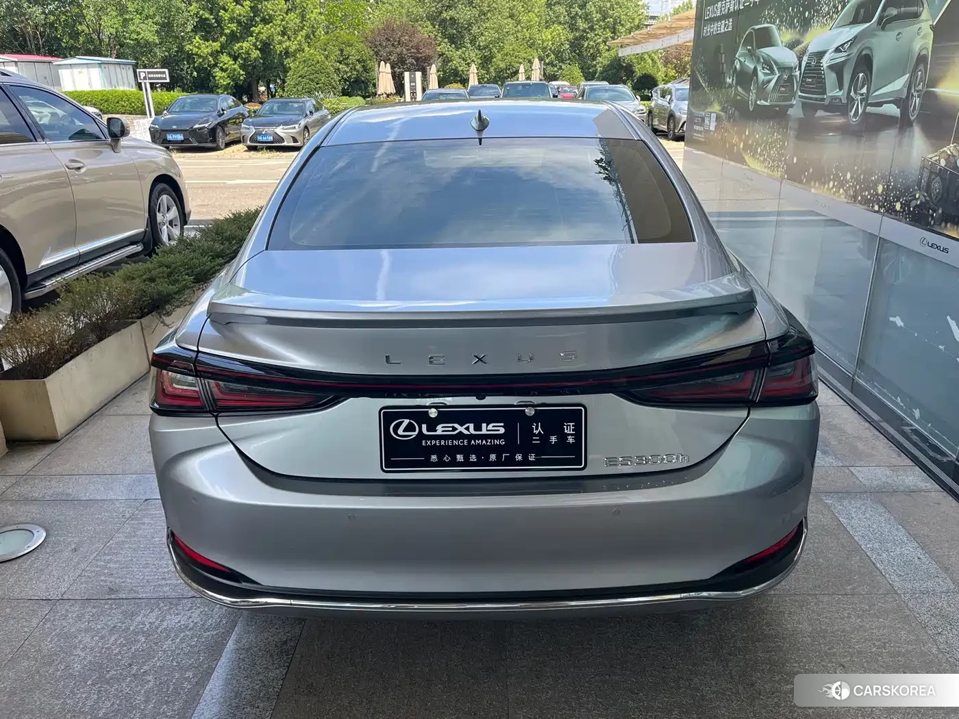 Lexus ES id 4680518 из Китая 7