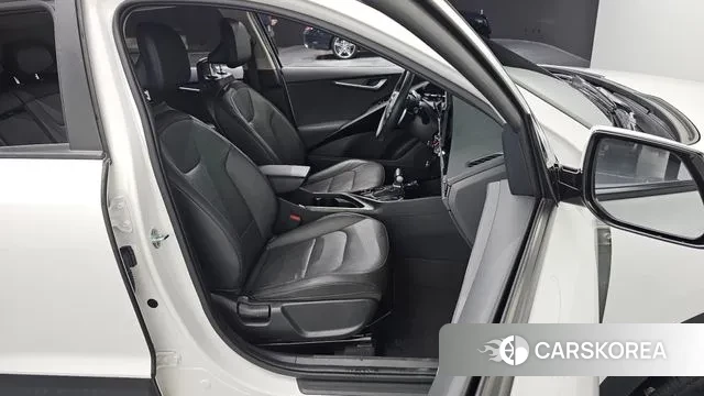 Kia Di Ol Nu Niro 2022 Белый из Кореи, фото 4