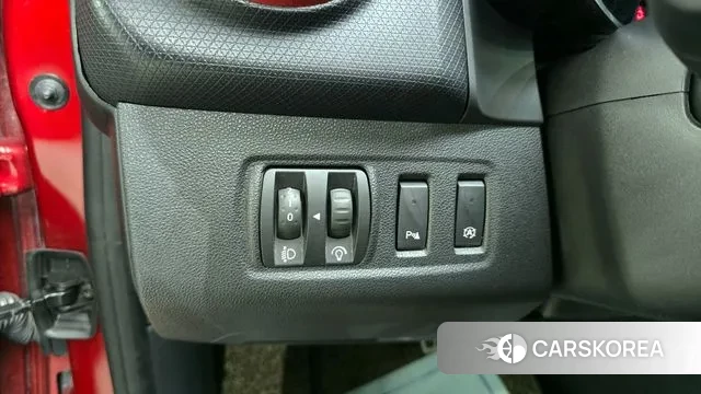 Renault Korea (Samsung) Clio 2019 Красный из Кореи, фото 4