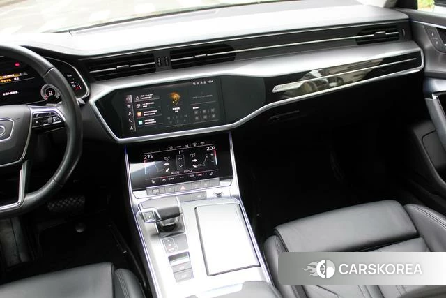 Audi A7 2021 Серебристо-серый из Китая, фото 4