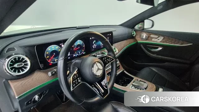 Mercedes-Benz E-Class W213 2021 Белый из Кореи, фото 4