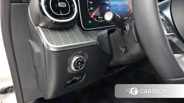 Mercedes-Benz C-Class W206 2024 Белый из Кореи, фото 4