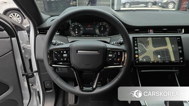Land Rover Range Rover Evoque 2nd Generation 2025 Белый из Кореи, фото 4